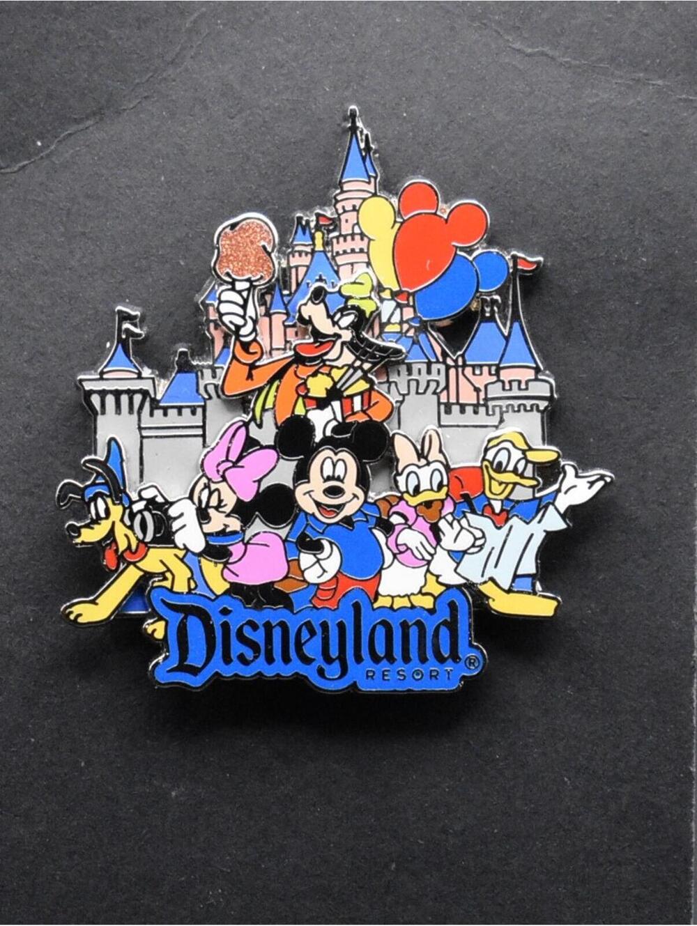 Disney Mickey Minnie Goofy & Friends Sleeping Beauty Castle Balloons Pin (C6)